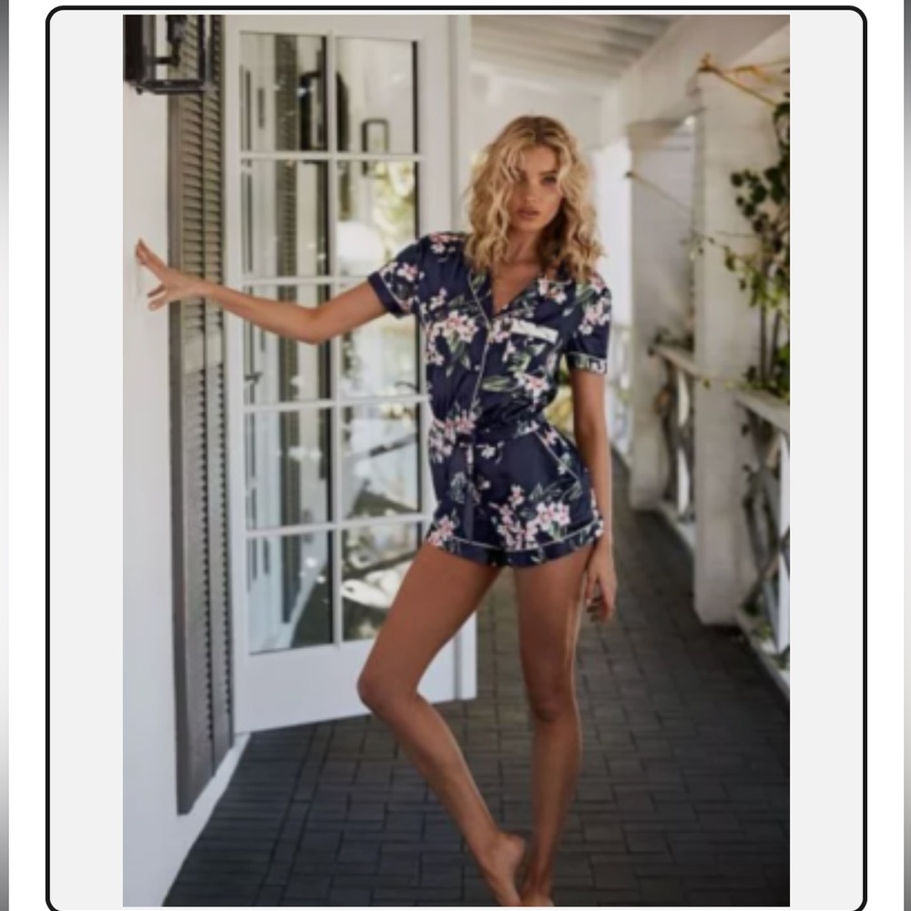 Victoria's Secret Dream Angels Satin Romper Tropical Navy Floral Pink S Small